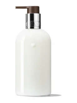 Naiset<Molton Brown HEAVENLY GINGERLILY -käsivoide 300 ml