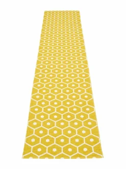 Pappelina Honey-muovimatto 70 x 350 cm^ Matot