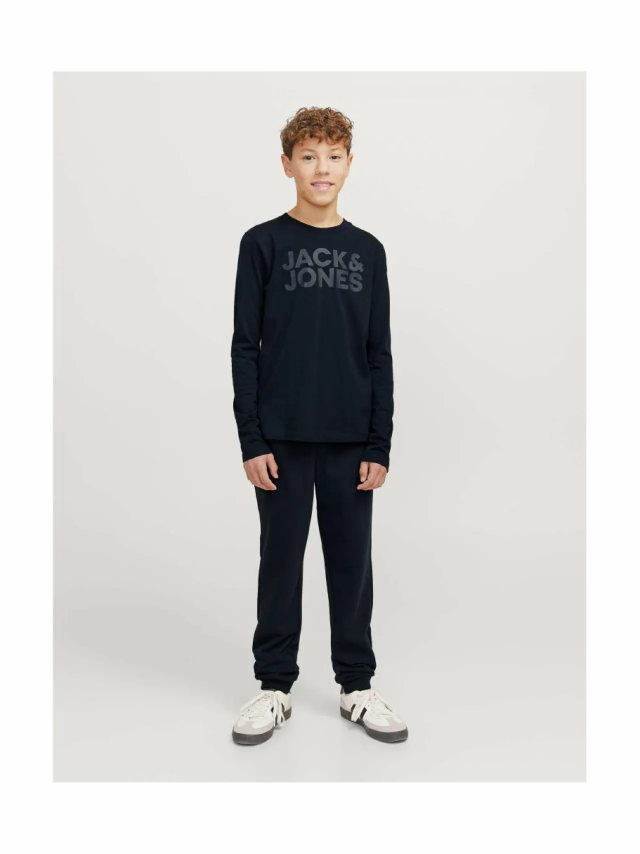 Pitkähihaiset Trikoopaidat<JACK & JONES junior JJeCorp Logo -trikoopaita NAVY BLAZER PRINT:BIG TONAL