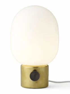 Audo Copenhagen JWDA Metallic Lamp -pöytävalaisin^ Pöytävalaisimet