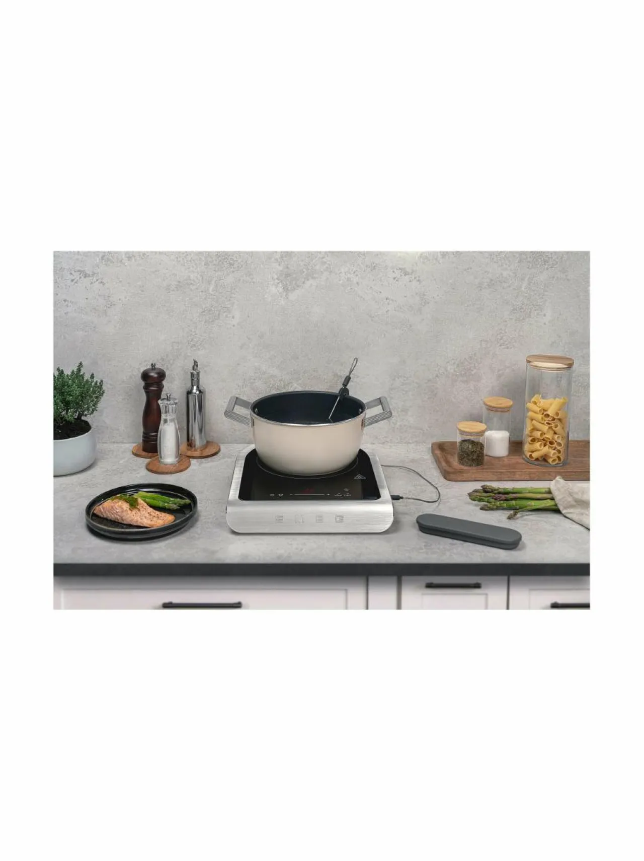 Muut Keittiölaitteet<Smeg Kannettava induktiokeittoalue BLACK