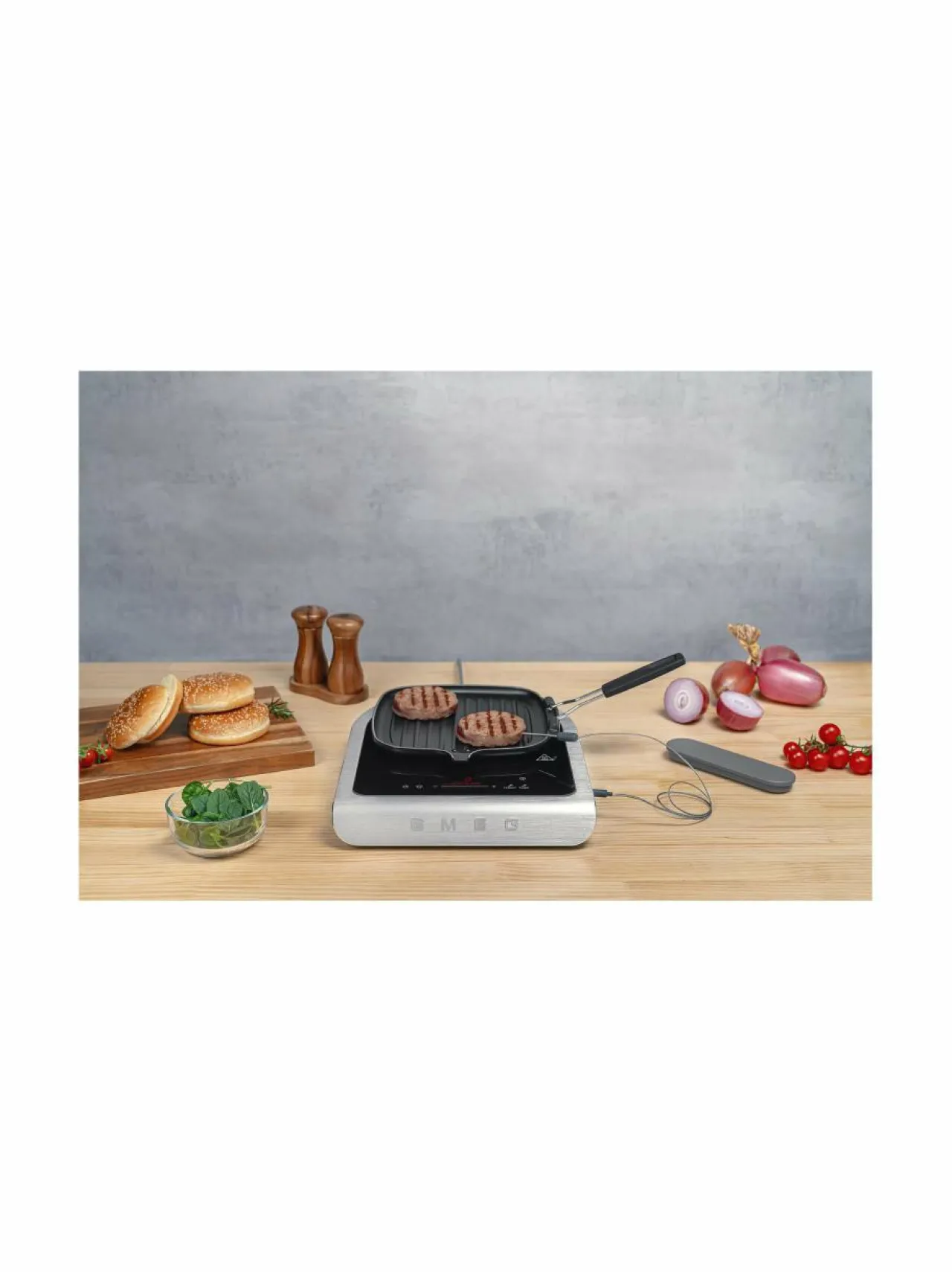 Muut Keittiölaitteet<Smeg Kannettava induktiokeittoalue BLACK
