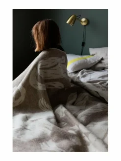 Huovat & Päiväpeitot<Lapuan Kankurit Kissanpäivät-villahuopa 130 x 180 cm 2 BEIGE-WHITE