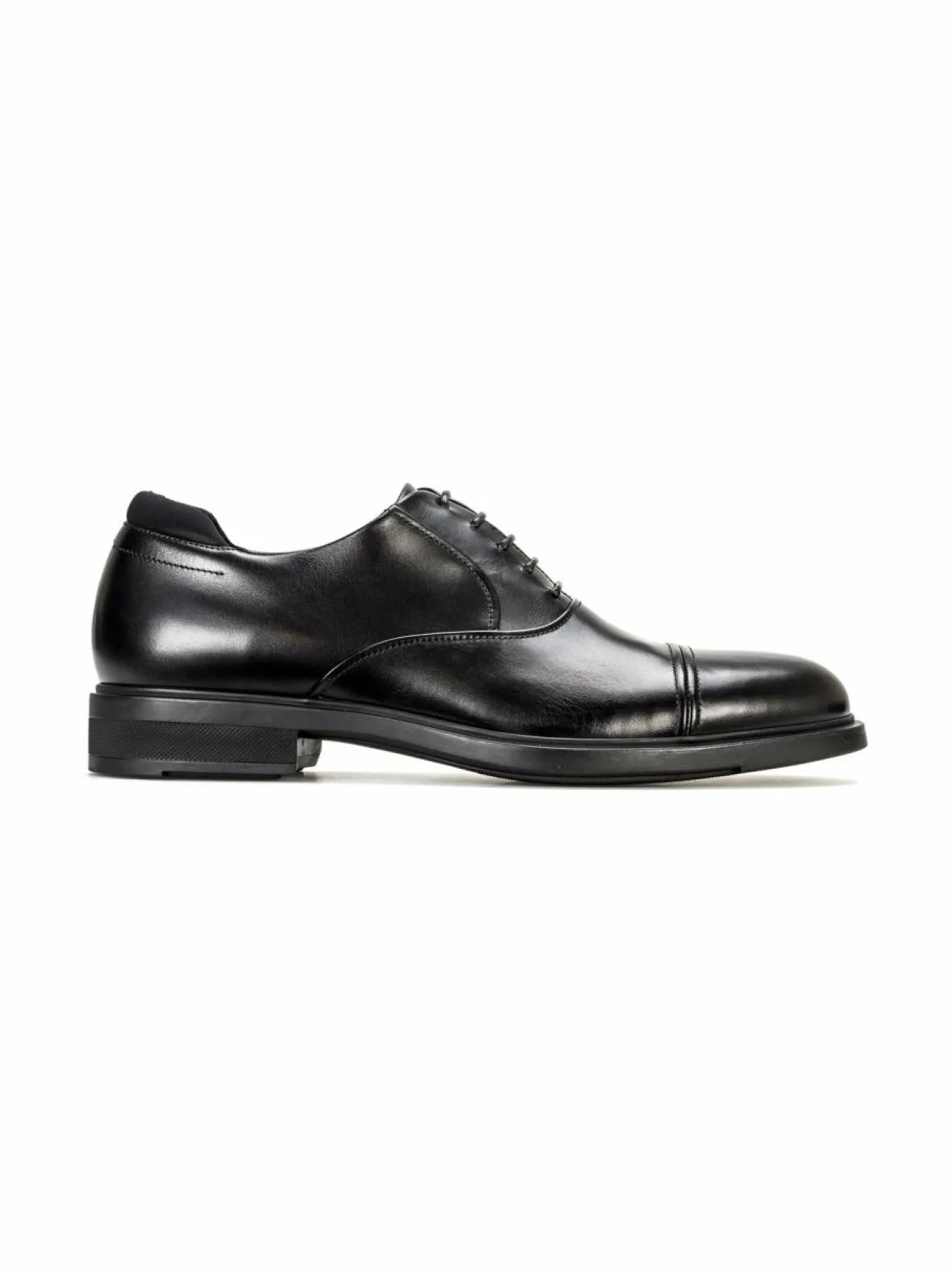 Kävelykengät & Loaferit<BOSS Kävelykengät 001 BLACK