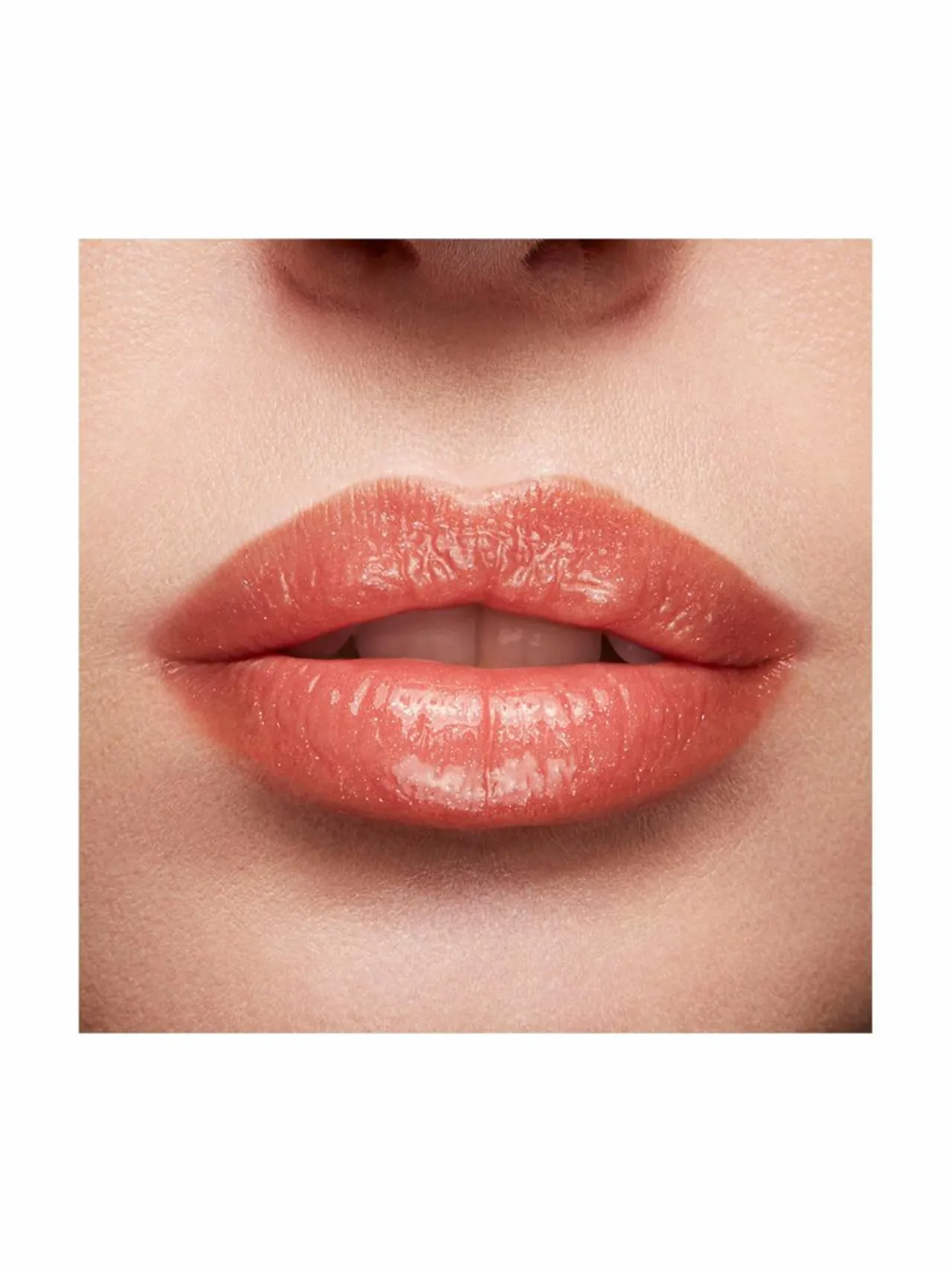 Lancôme L'Absolu Gloss Sheer -nestemäinen huulipuna^ Huulet