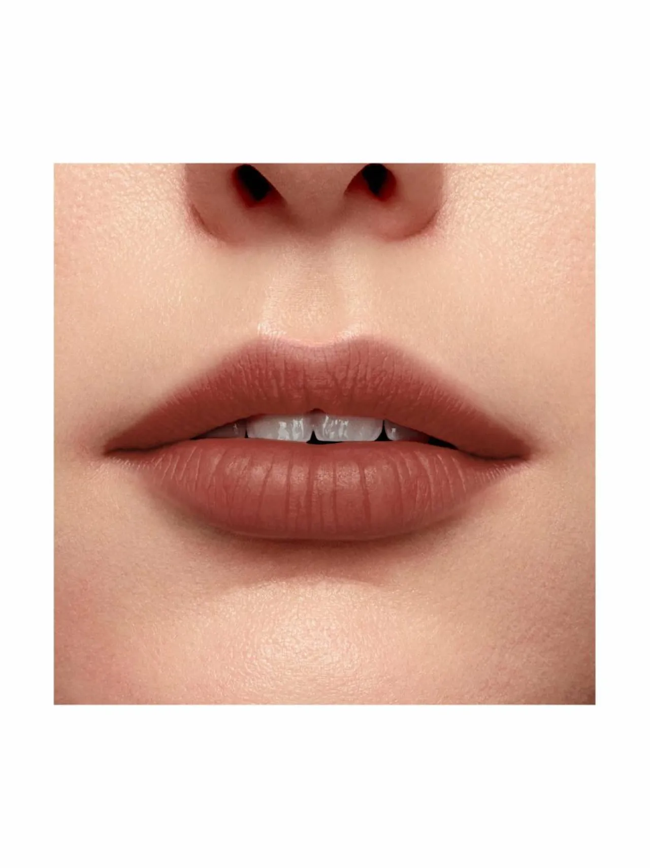 Lancôme L'Absolu Rouge Intimatte -huulipuna^ Huulet
