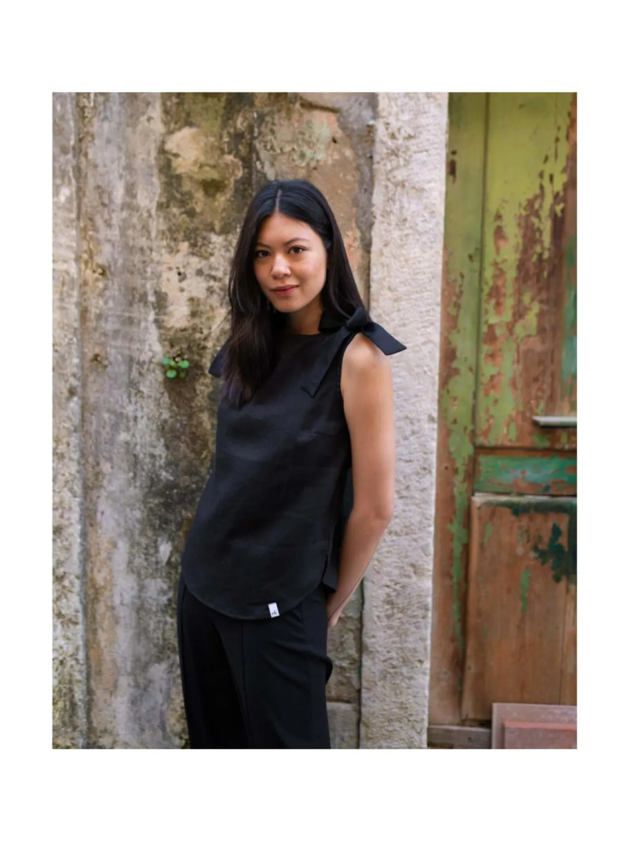 Nakoa Lauren Top, Black^ Paidat & Puserot