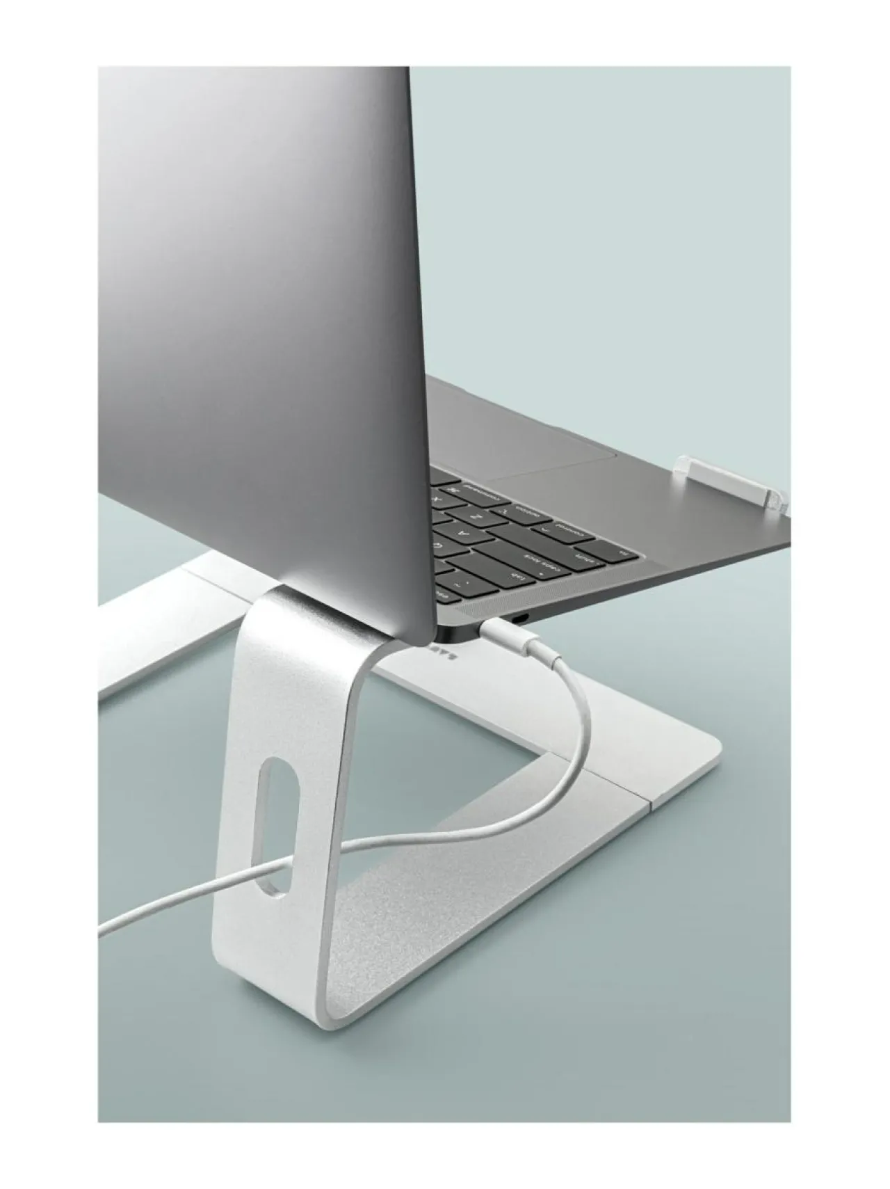 Tietokonetarvikkeet<Laut work station PRO