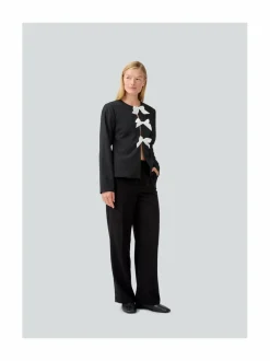 Bleiserit & Jakut<Modström LavendelMD-bleiseri 07090 BLACK