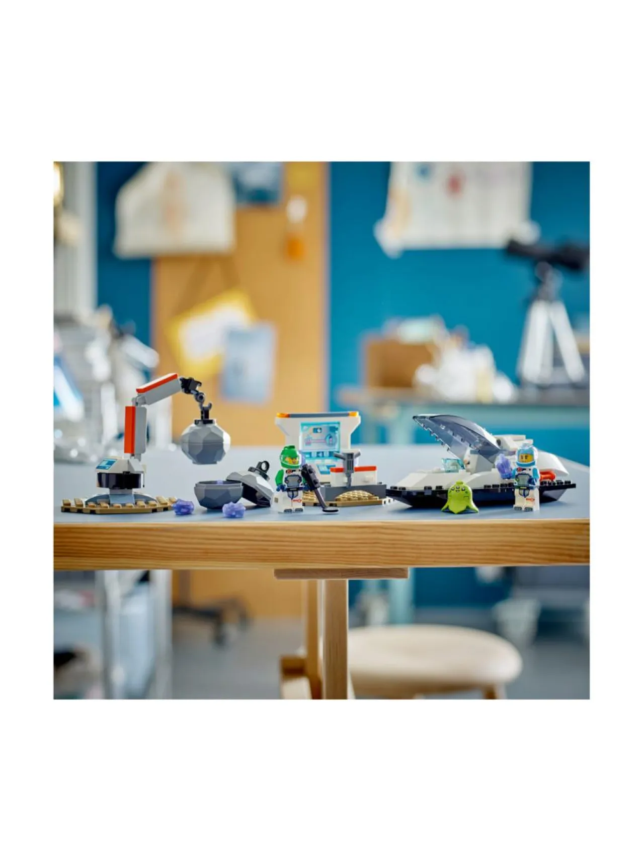 LEGO CITY Avaruusalus ja asteroidilöytö 60429^ Rakennussarjat