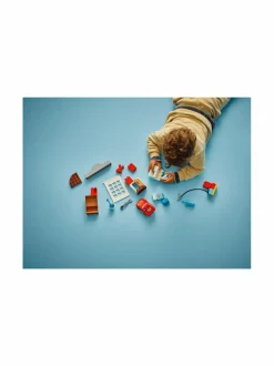 LEGO DUPLO Disney TM McQueenin vierailu Docin tallilla 10456^ Rakennussarjat