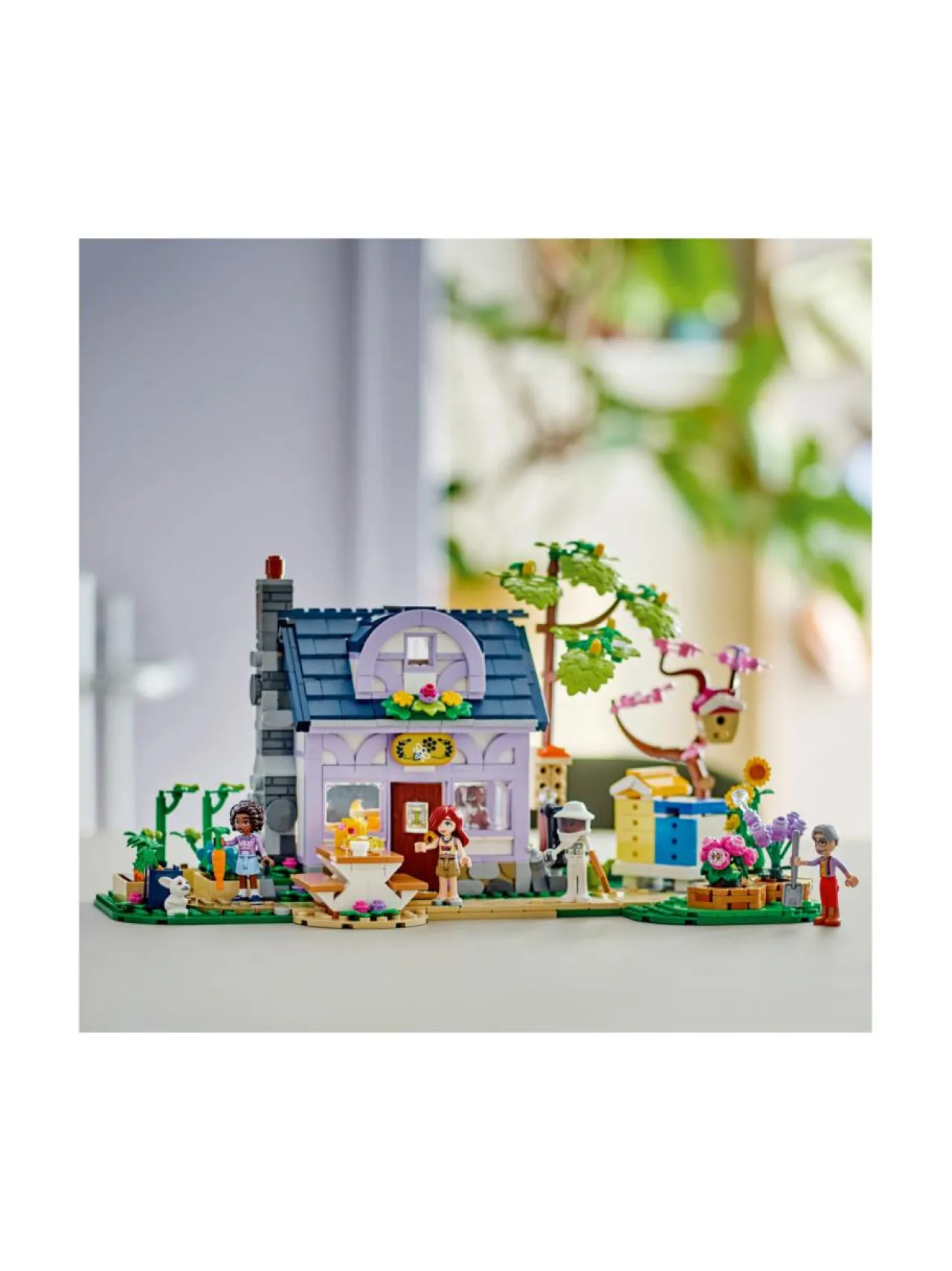LEGO FRIENDS Mehiläishoitajien talo ja kukkiva puutarha 42669^ Rakennussarjat