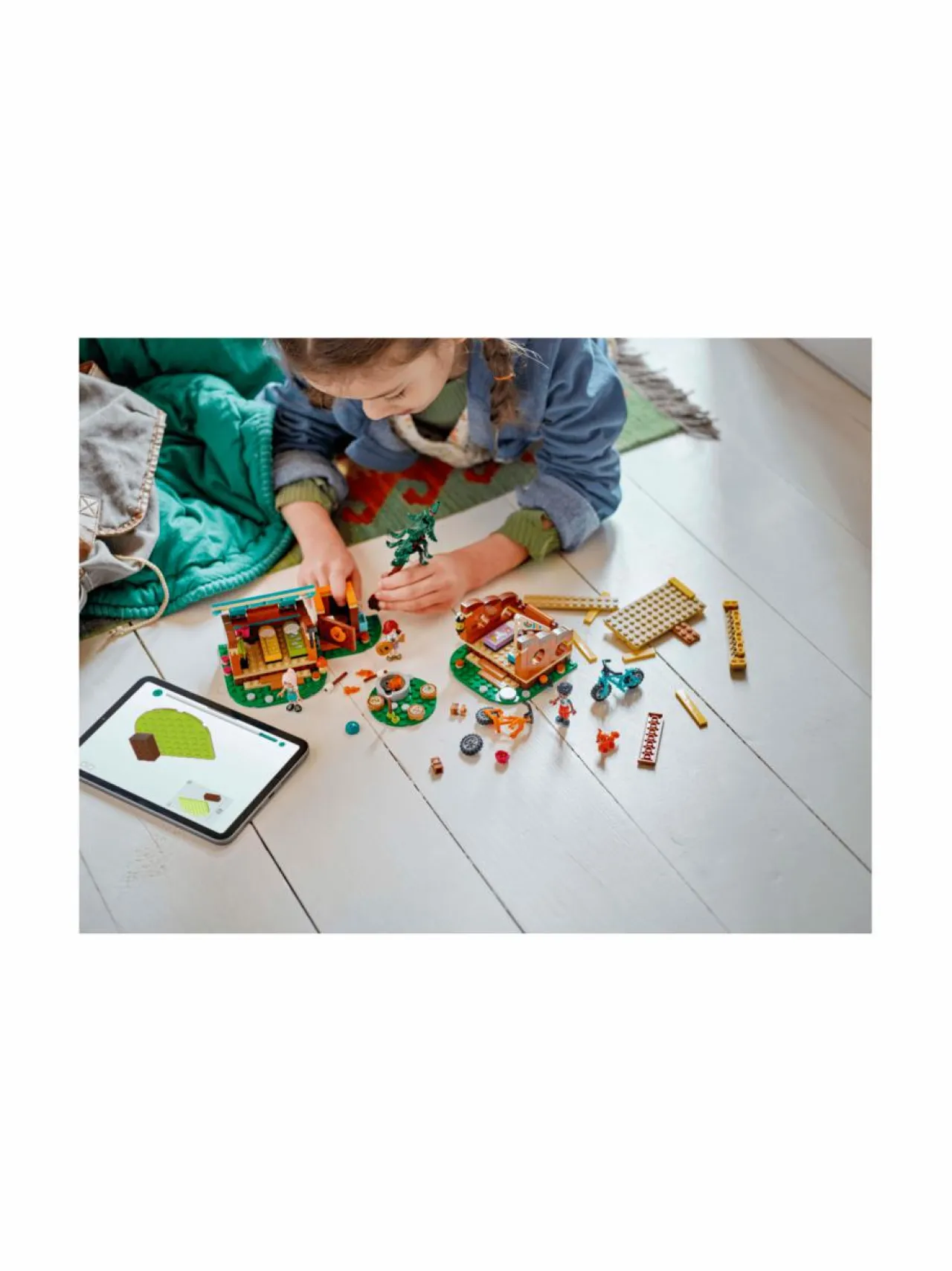 Rakennussarjat<LEGO FRIENDS Seikkailuleirin mukavat laavut 42624