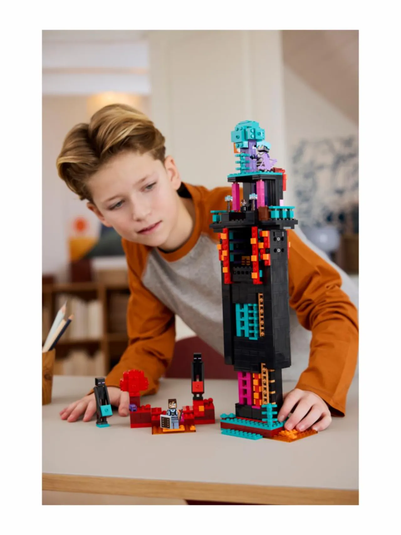 Rakennussarjat<LEGO MINECRAFT Ääreläisen torni 21279