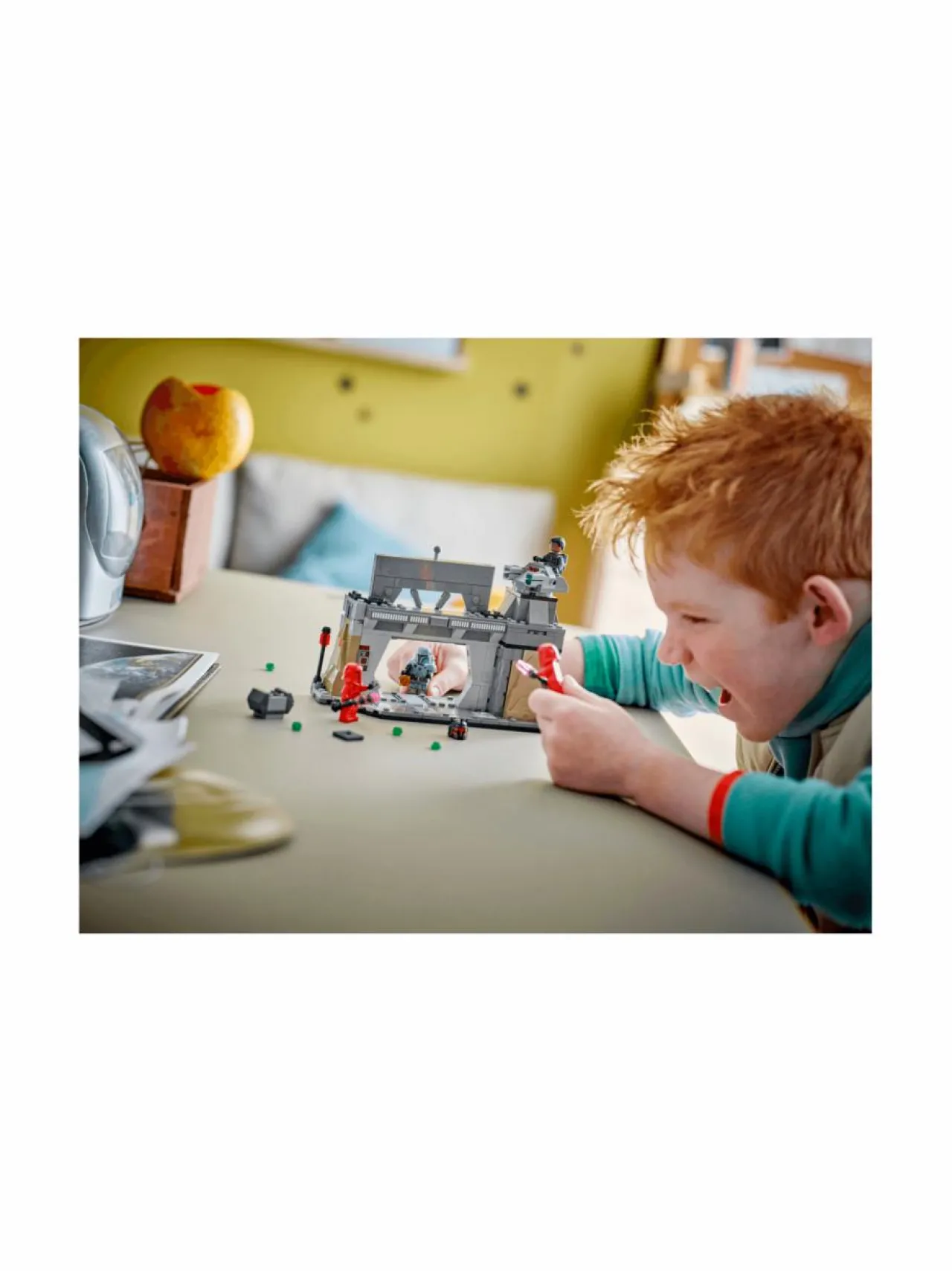 LEGO STAR WARS Paz Vizsla™ ja Moff Gideon™ taistelussa 75386^ Rakennussarjat