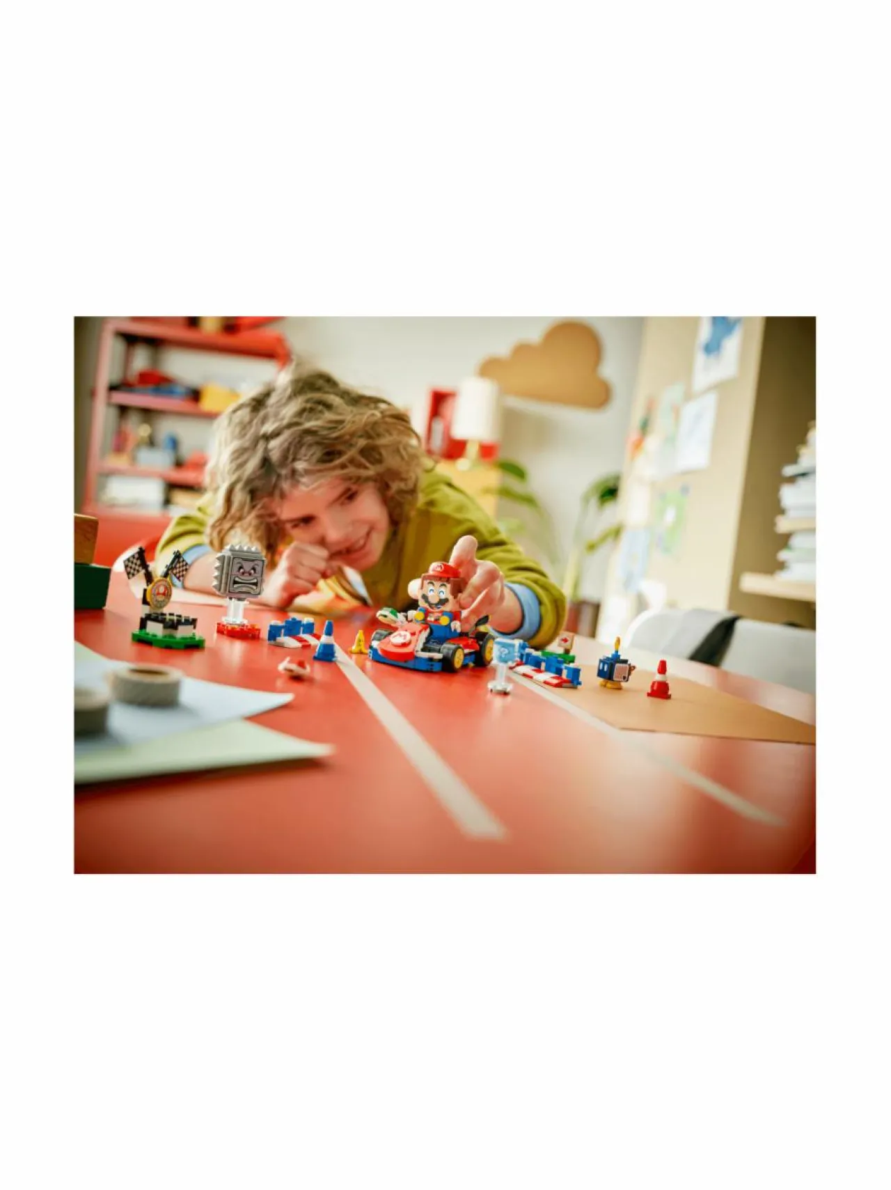 LEGO SUPER MARIO Mario Kart™ – Interaktiivinen LEGO® Mario™ ja Standard Kart 72043^ Rakennussarjat