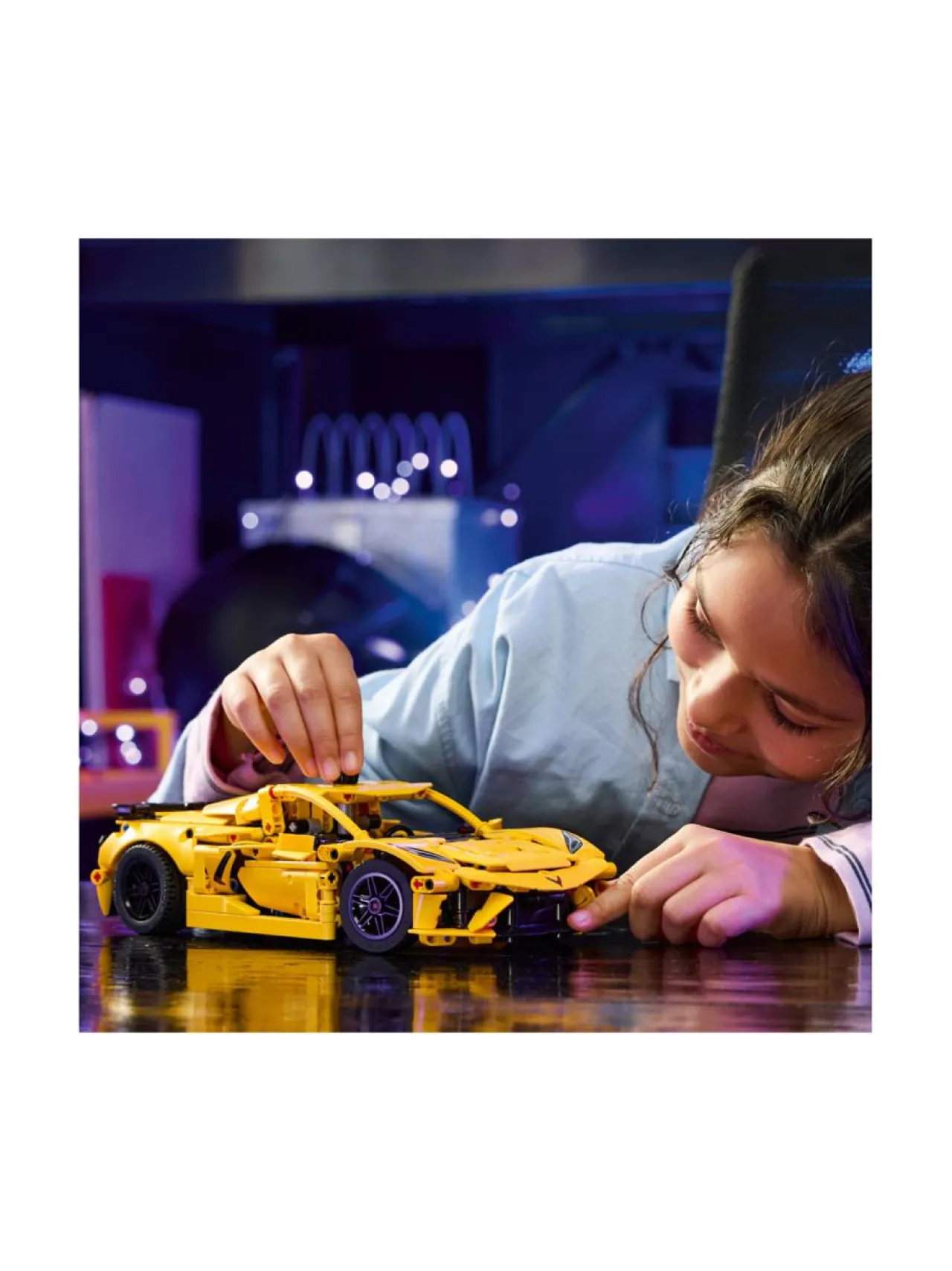 Rakennussarjat<LEGO TECHNIC Chevrolet Corvette Stingray 42205