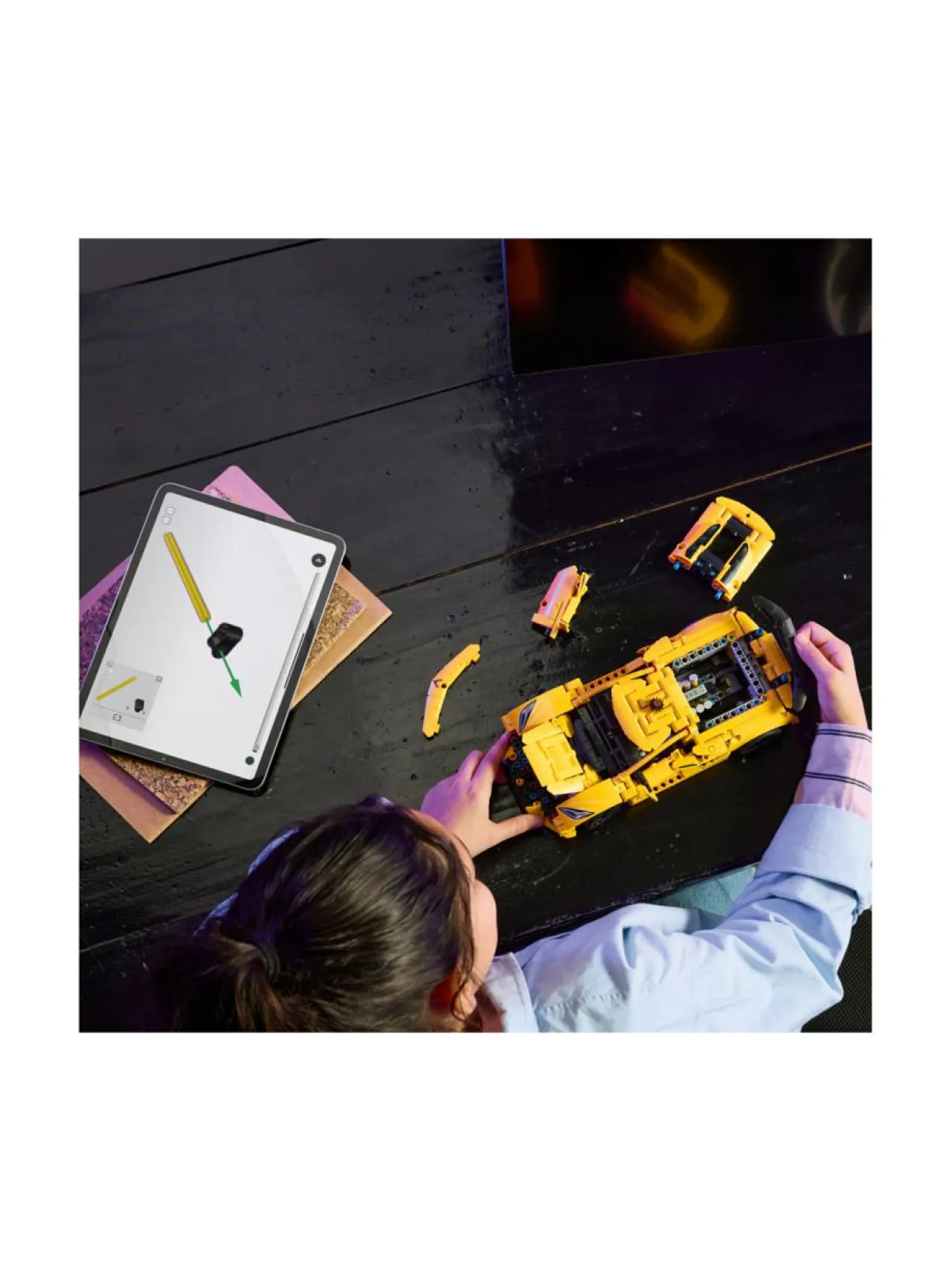 Rakennussarjat<LEGO TECHNIC Chevrolet Corvette Stingray 42205