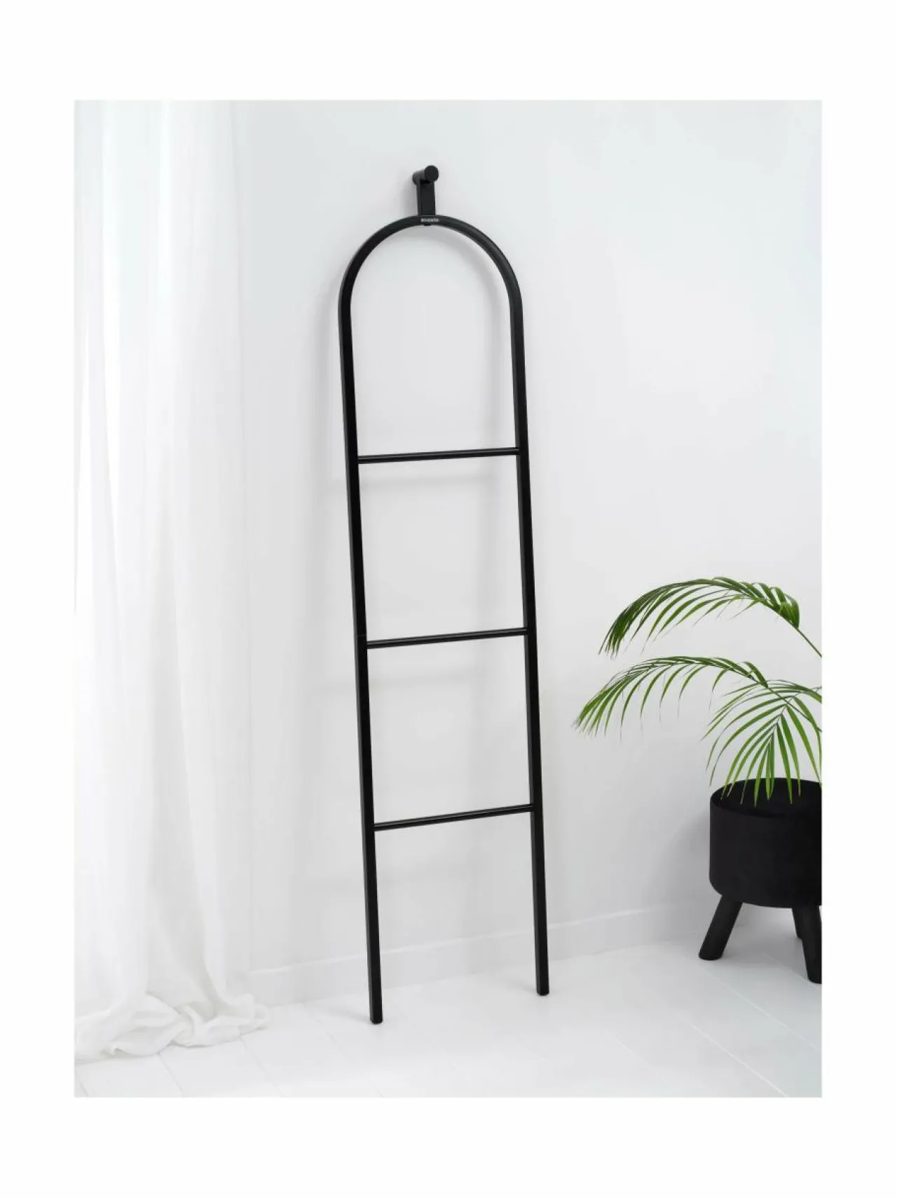 Pyykkihuolto<Brabantia Linn Dressboy -vaateteline BLACK
