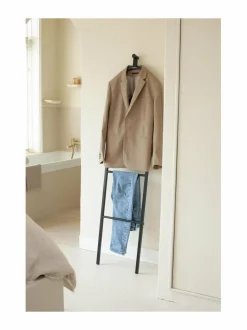 Pyykkihuolto<Brabantia Linn Dressboy -vaateteline BLACK