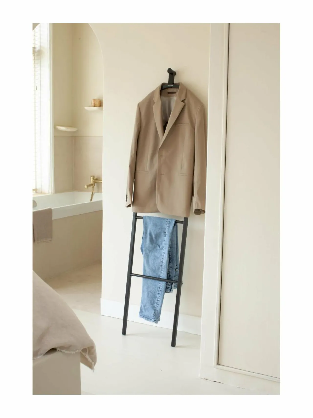 Pyykkihuolto<Brabantia Linn Dressboy -vaateteline BLACK