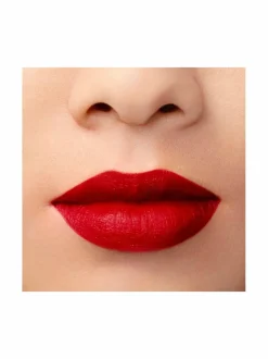Huulet<Armani Lip Maestro -huulilakka