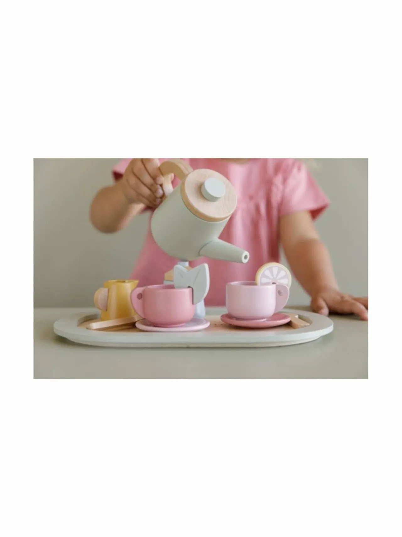 Roolileikit<Tiamo Little Dutch teesetti