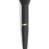 Meikkaustarvikkeet<Youngblood Luxe Powder Buffing Brush -tiivis meikkivoidesivellin 1kpl