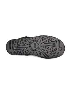 Nilkkurit<UGG M Classic Short -nilkkurit BLK BLACK