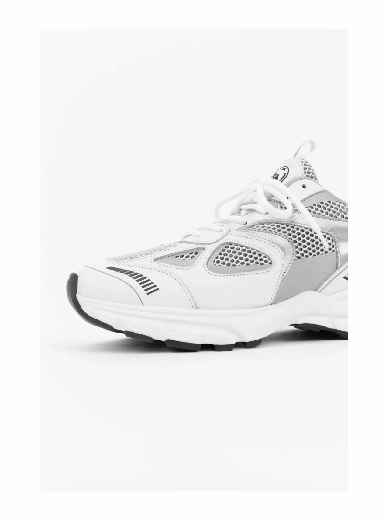 Urheilujalkineet|Tennarit & Sneakerit<AXEL ARIGATO Marathon Runner -sneakerit 11744096 WHITE/SILVER