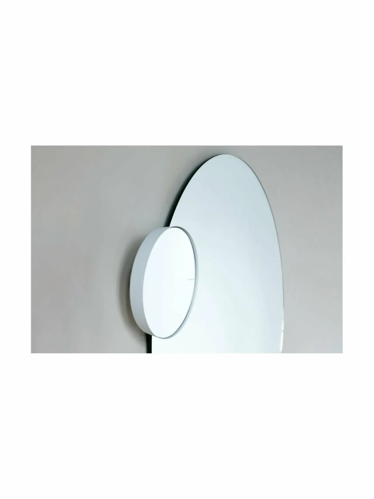 Kylpyhuonetarvikkeet<Brabantia MindSet-kylpyhuonepeili MINERAL FRESH WHITE