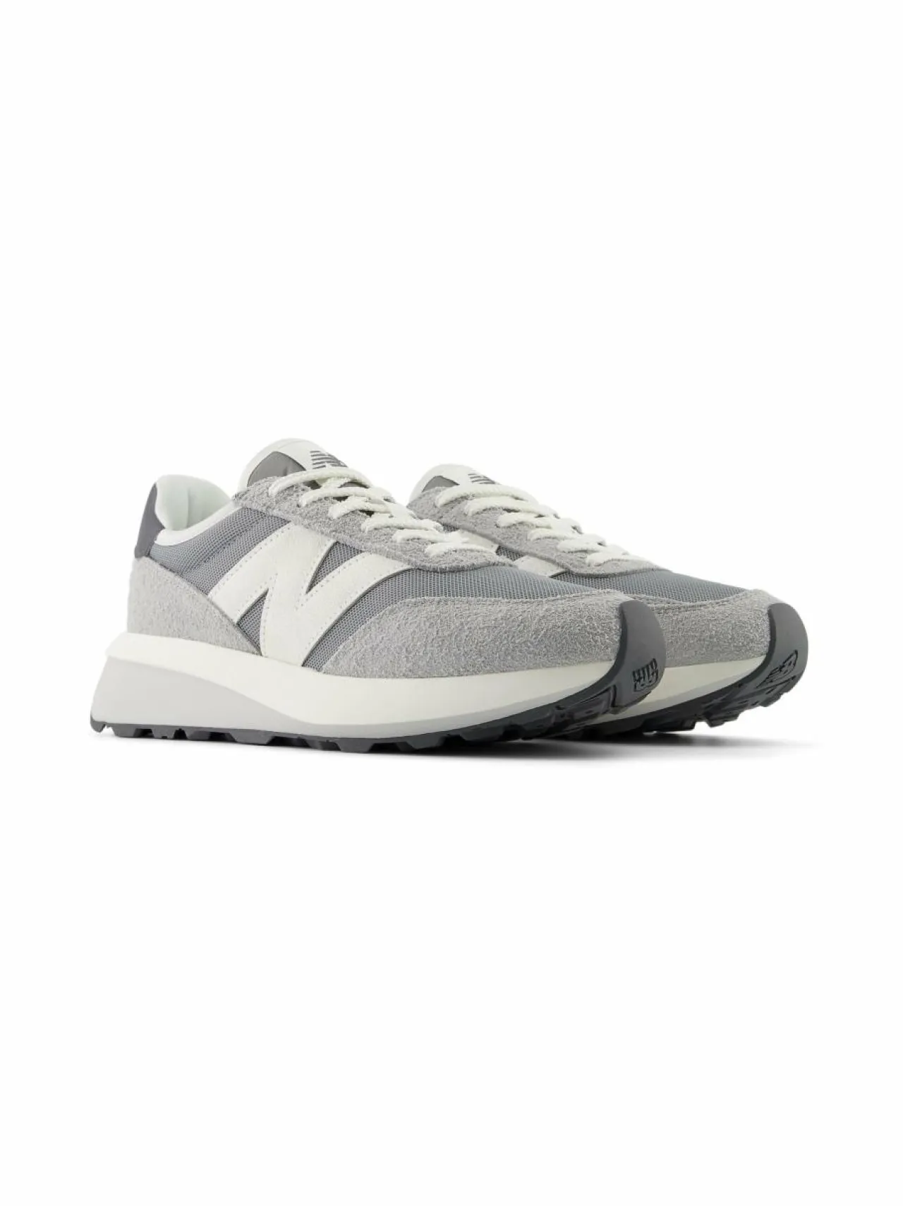 Urheilujalkineet|Tennarit & Sneakerit<New Balance 370-nahkasneakerit AH CONCRETE