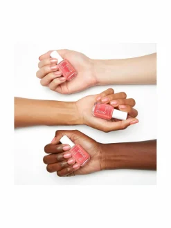 Essie Nail Art studio -erikoistehoste kynsilakka^ Kynnet