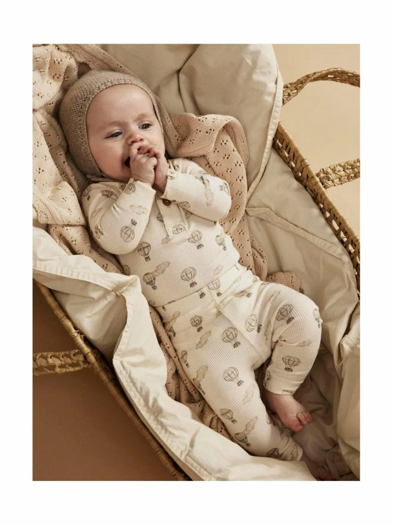 Housut<Lil' Atelier NbnGavo Slim -leggingsit TURTLEDOVE AOP:AIR BALLOON