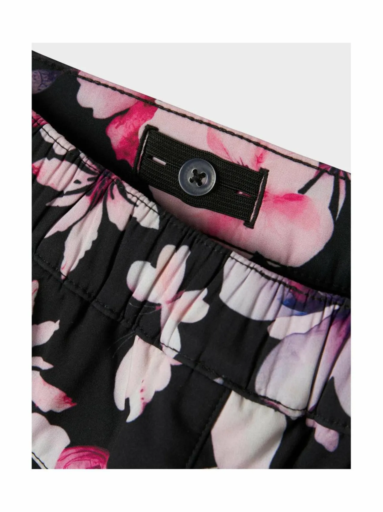 Housut & Jumpsuitit|Housut<Name It NkfAlfa Softshell -housut BLACK AOP:BIG FLOWER
