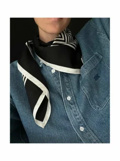 Huivit & Kaulaliinat<lescarf No. 2 -silkkihuivi BLACK &AMP; CREAM