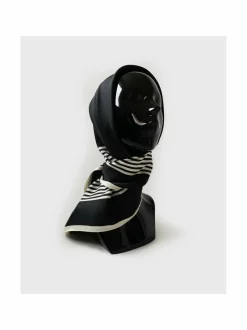 Huivit & Kaulaliinat<lescarf No. 2 -silkkihuivi BLACK &AMP; CREAM