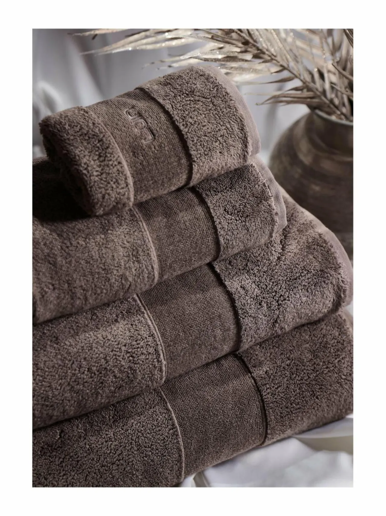 LUIN LIVING Organic Elegance -pyyhe^ Kylpyhuonetekstiilit