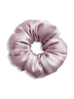 Hiustarvikkeet<Upcycle with Jing Oversized Pillow Scrunchie -hiusdonitsi - VAALEANPUNAINEN