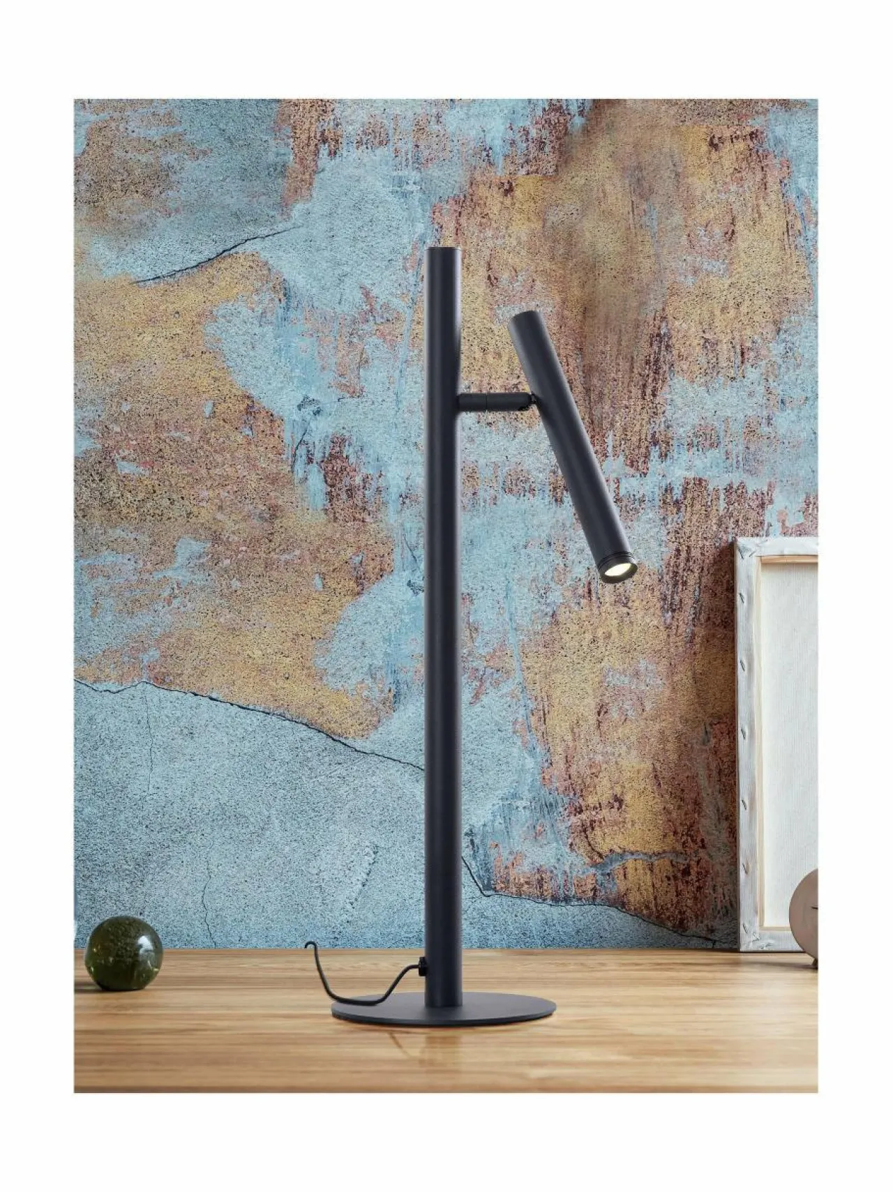 Pöytävalaisimet<Design by Grönlund Pen LED -pöytävalaisin BLACK