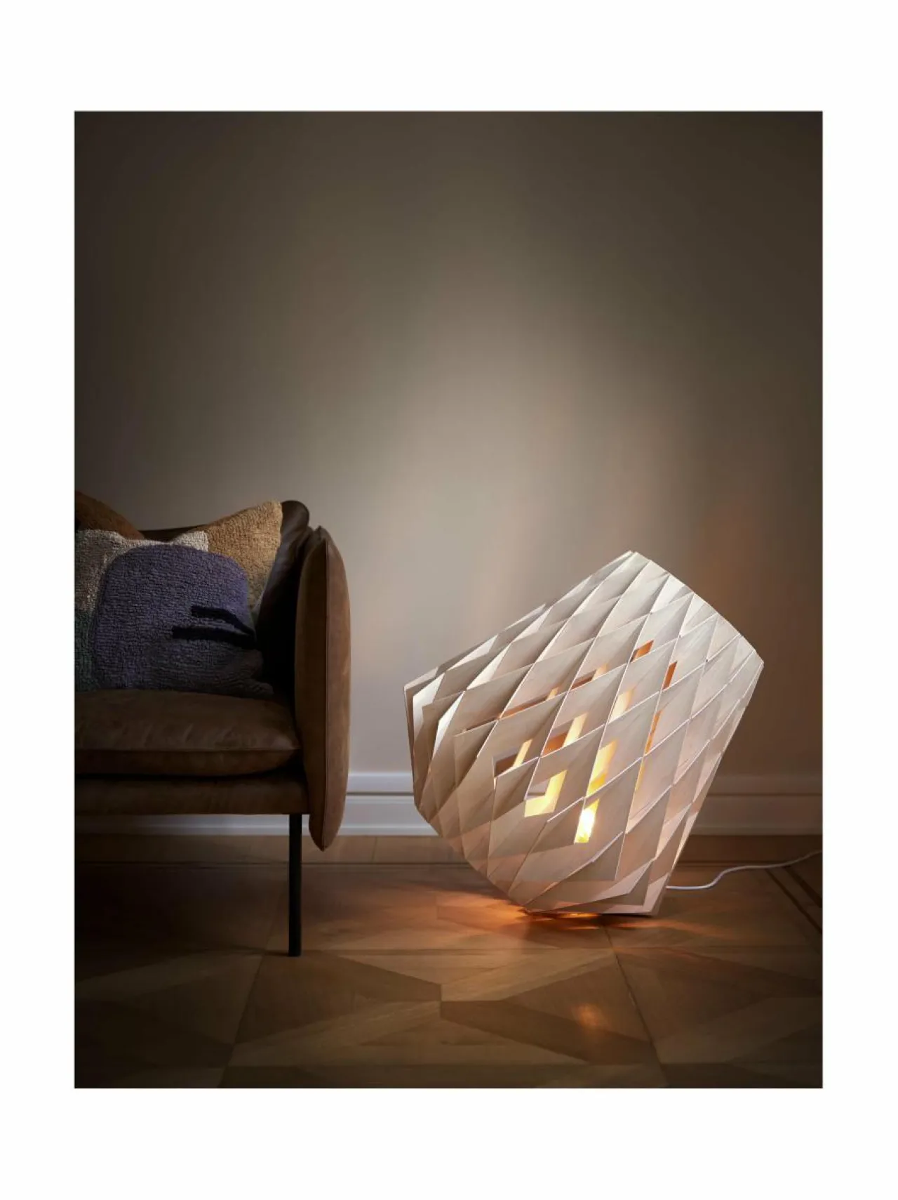 Lattiavalaisimet<PILKE Signature 64 -lattiavalaisin BIRCH