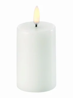 Jouluvalot<UYUNI Pillar LED -pöytäkynttilä 5 x 8 cm NORDIC WHITE