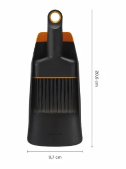 Työkalut<Fiskars Planting Set - multakauha ja harja BLACK