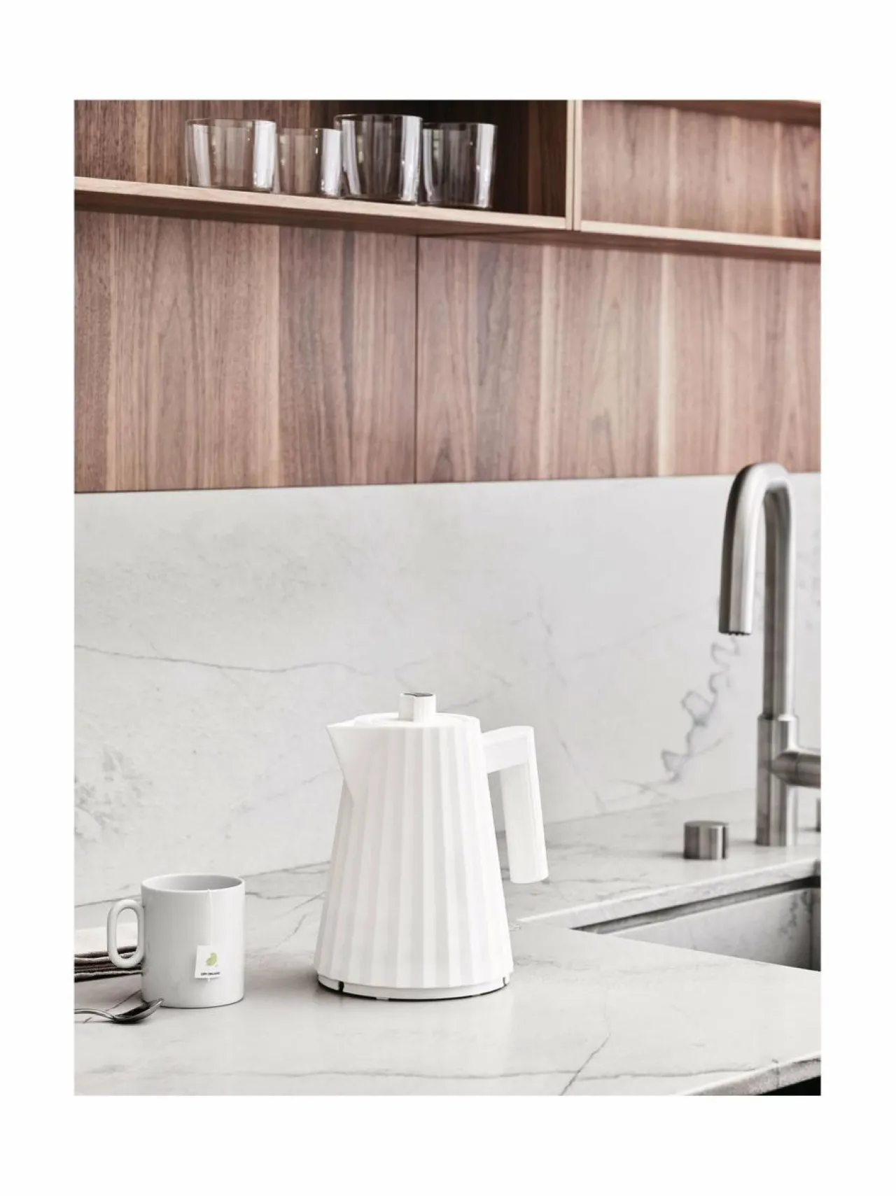 Kahvin- & Vedenkeittimet<Alessi Plissé-vedenkeitin 1 l WHITE