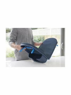 Joseph Joseph Pocket Plus -taitettava pöytäsilityslauta 90 x 33 cm^ Pyykkihuolto