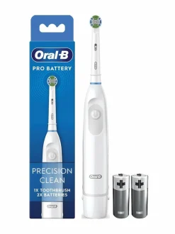 Oral-B Precision Clean- paristokäyttöinen matkasähköhammasharja^ Hampaidenhoito