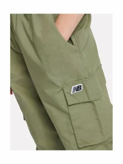 Housut & Jumpsuitit<New Balance Premium Unisex -cargohousut DIO DARK OLIVINE