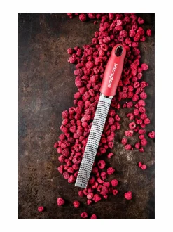 Keittiötarvikkeet<Microplane Premium-raastin POMEGRANATE RED