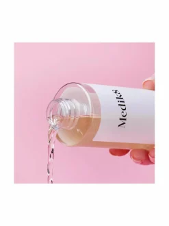 Medik8 Press & Glow Refill -kasvovesi, täyttöpakkaus 200ml^ Kasvojenhoito
