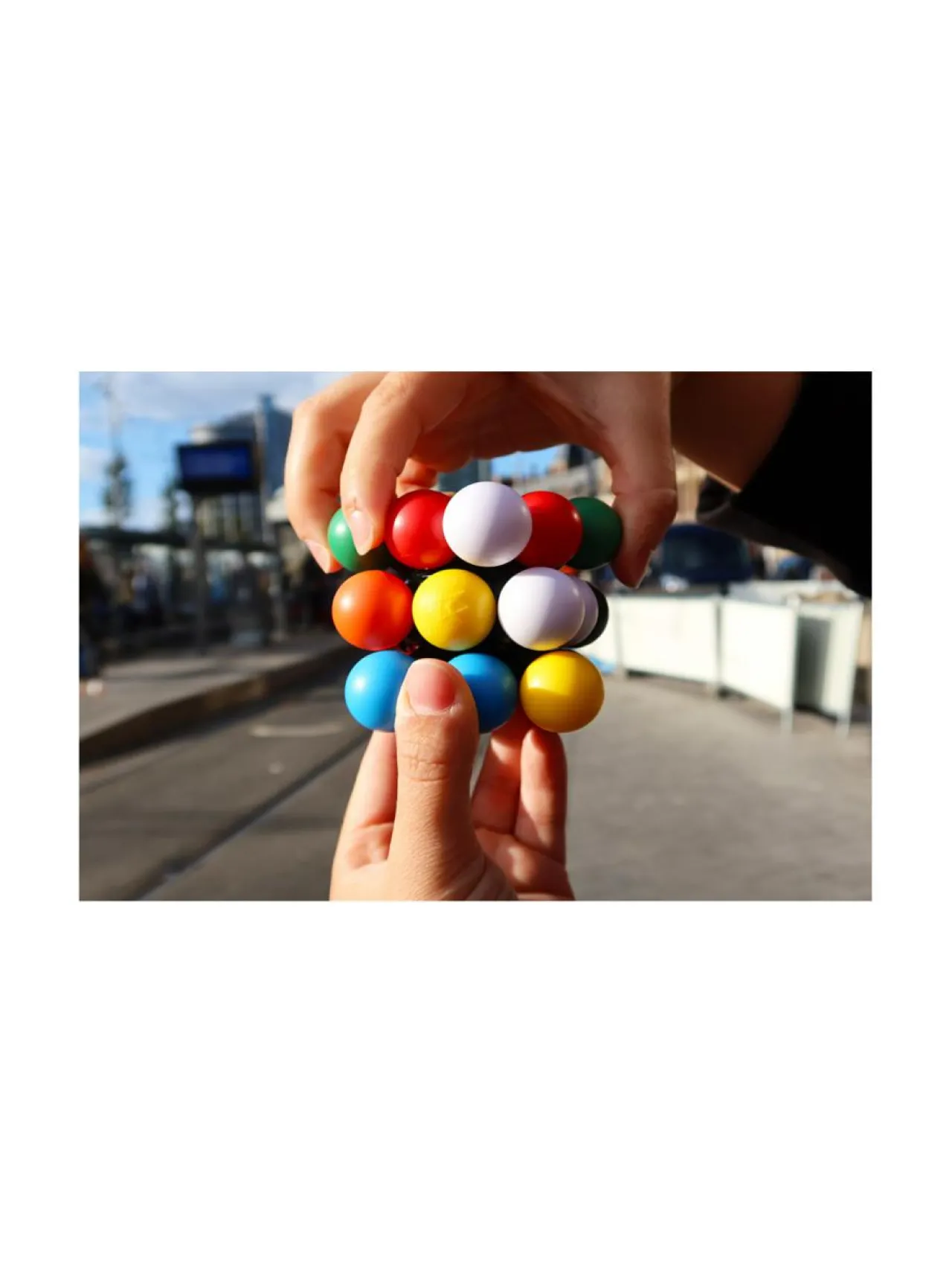 RECENT TOYS Pulmapeli Molecube^ Pelit